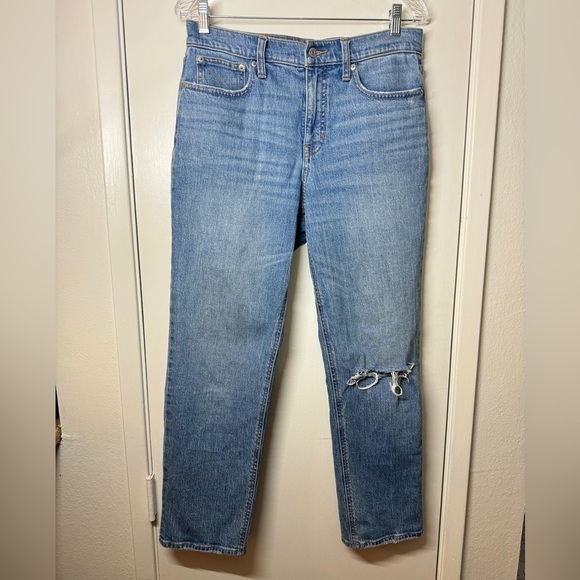 J. Crew High Rise 90s Classic Straight Distressed Blue Jeans in Rouses Wash 27 - Picture 3 of 16